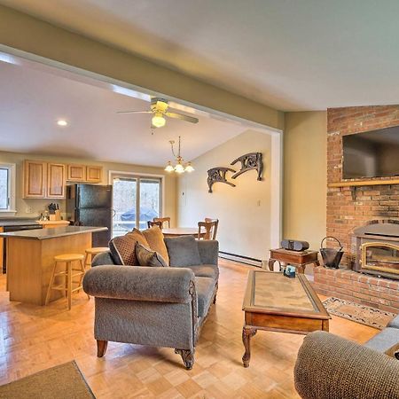 Quiet Catskills Getaway With Deck And Mtn Views New Kingston Exterior photo